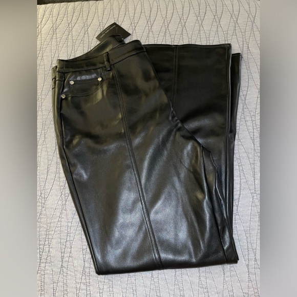 NWT Marc New York Black Pleather Flare Pants Size 16 - Picture 1 of 5